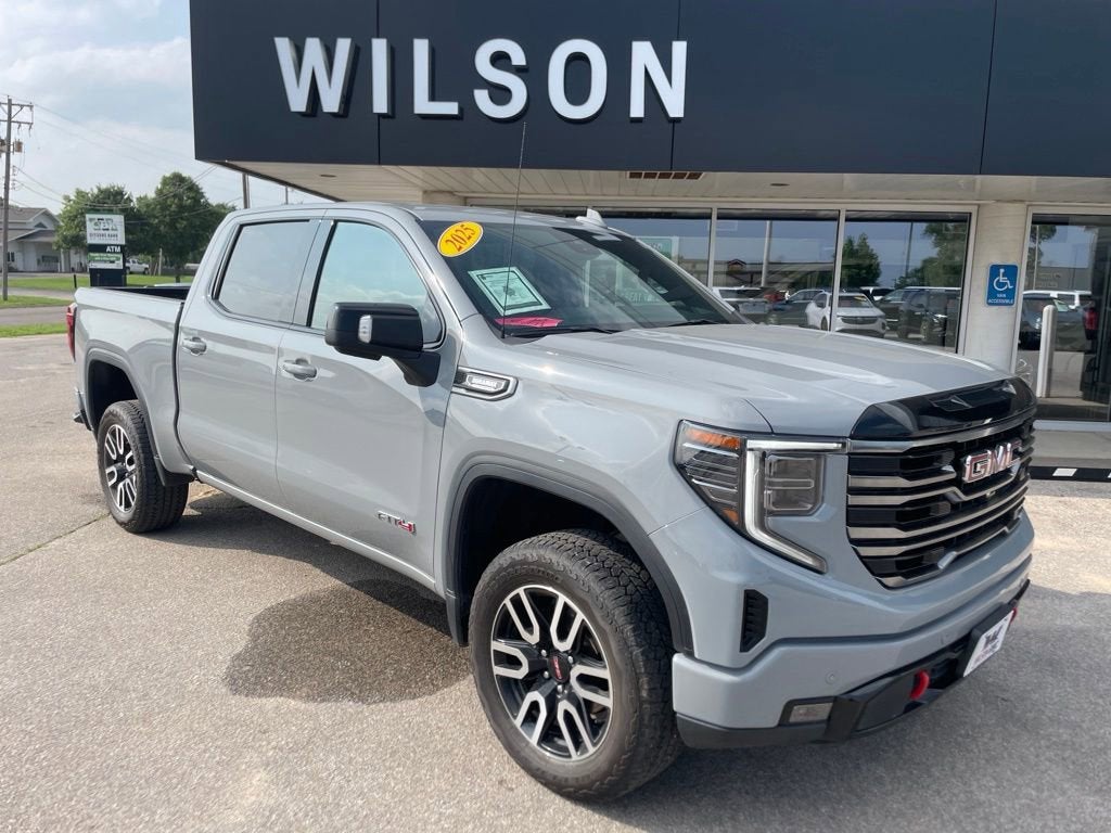 2025 GMC Sierra 1500 AT4 Crew Cab 4WD   