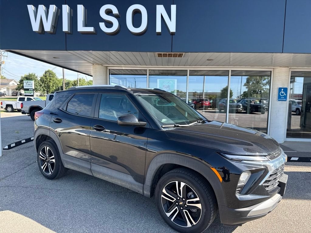 Mosaic Black Metallic 2025 Chevrolet Trailblazer SUV / Crossover Four-Wheel Drive Automatic