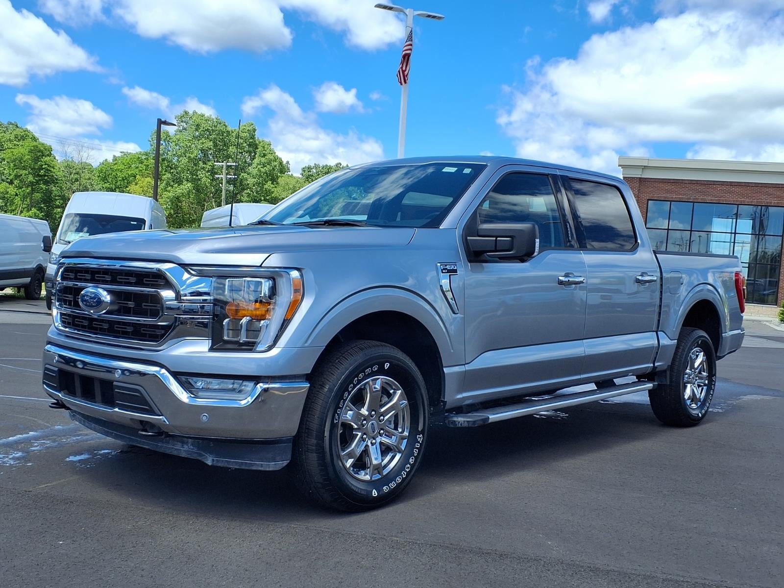  2023 Ford F-150 XLT SuperCrew 4WD   