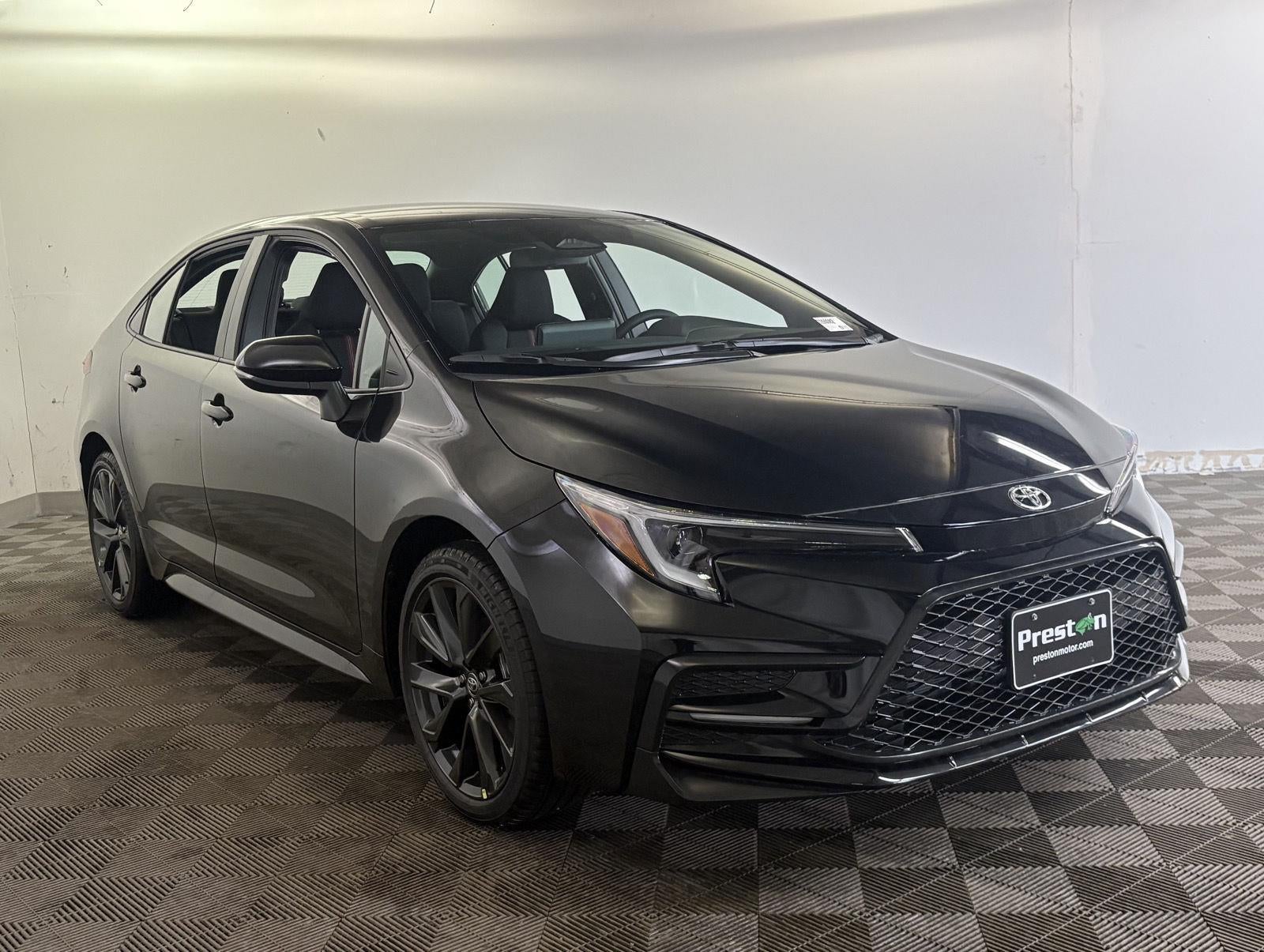 View vehicle photo 7