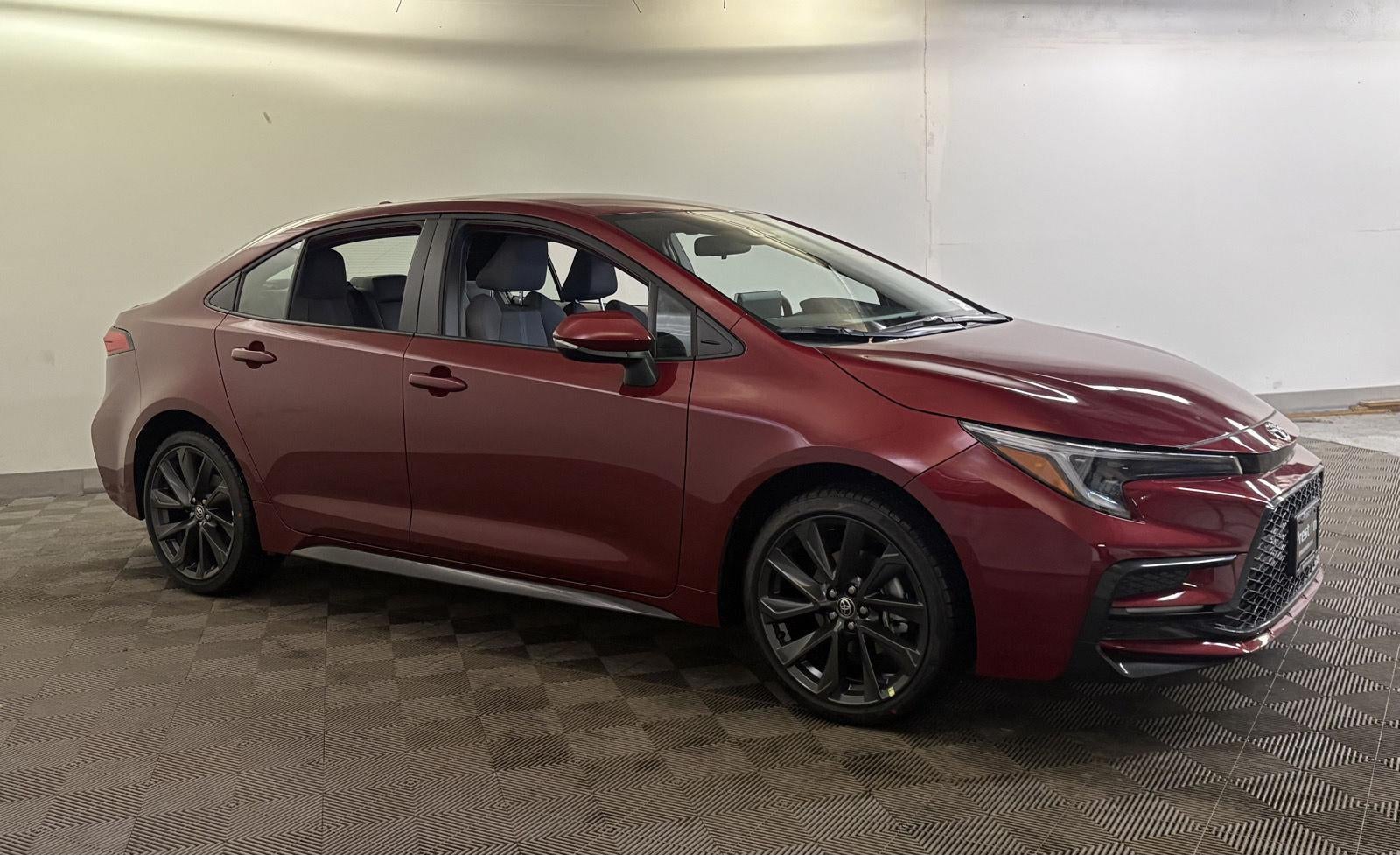 View vehicle photo 6