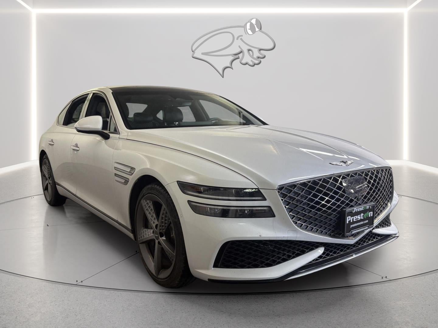 View vehicle photo 7