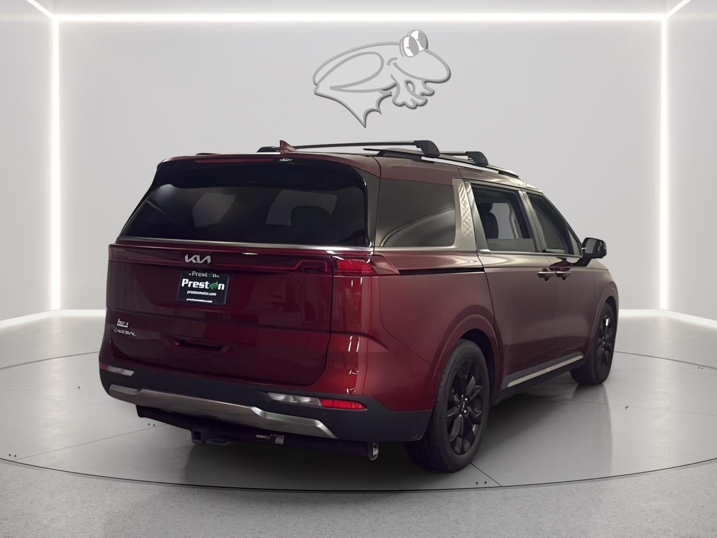 View vehicle photo 5