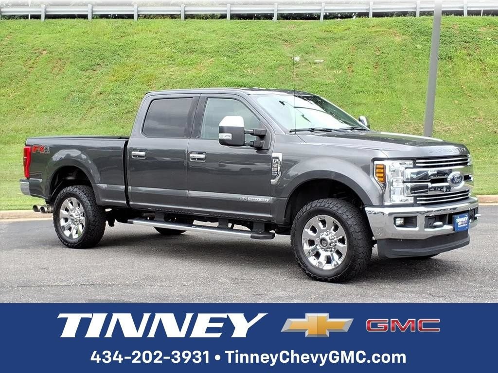 2018 Ford F-250 Super Duty Lariat Crew Cab 4WD   