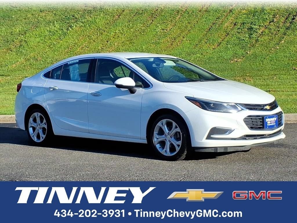 Summit White 2017 Chevrolet Cruze Sedan Front-Wheel Drive Automatic