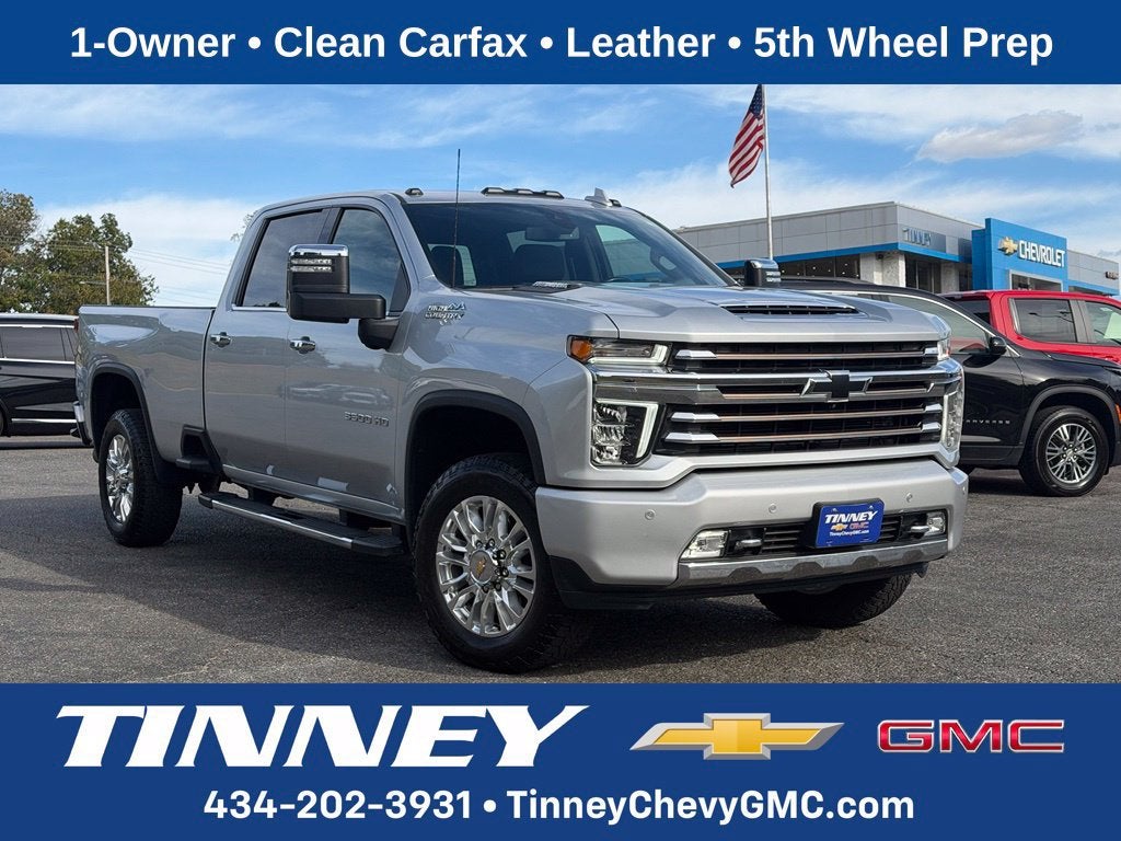 Silver Ice Metallic 2022 Chevrolet Silverado 3500HD Pickup Truck Four-Wheel Drive Automatic