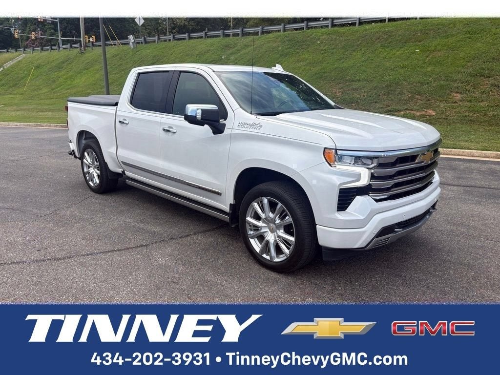  2022 Chevrolet Silverado 1500 High Country Crew Cab 4WD   