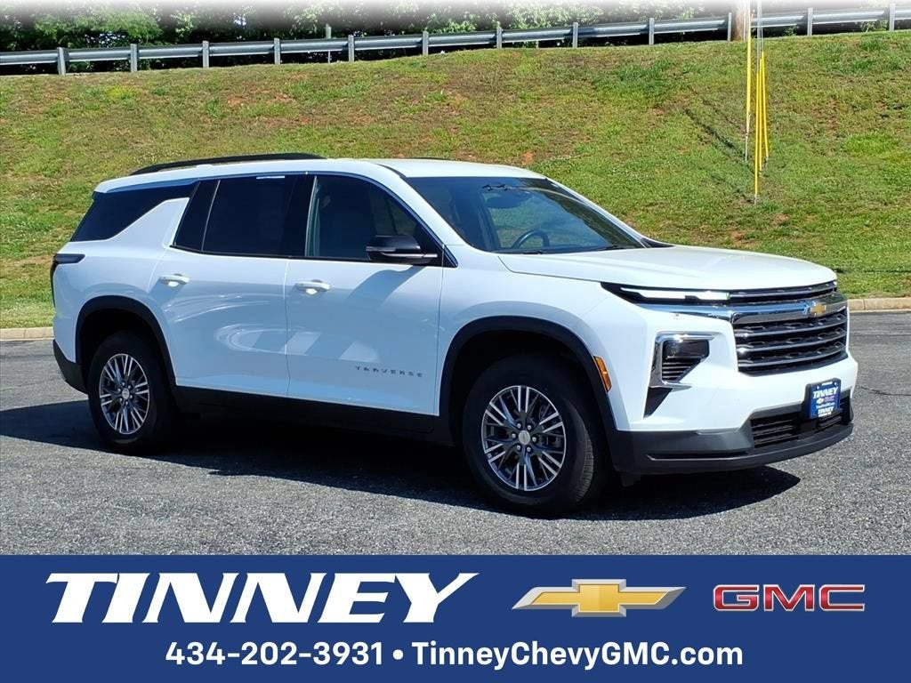 Summit White 2025 Chevrolet Traverse SUV / Crossover Front-Wheel Drive Automatic