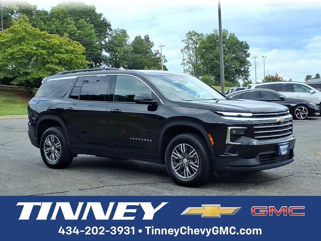 Mosaic Black Metallic 2025 Chevrolet Traverse SUV / Crossover Four-Wheel Drive Automatic