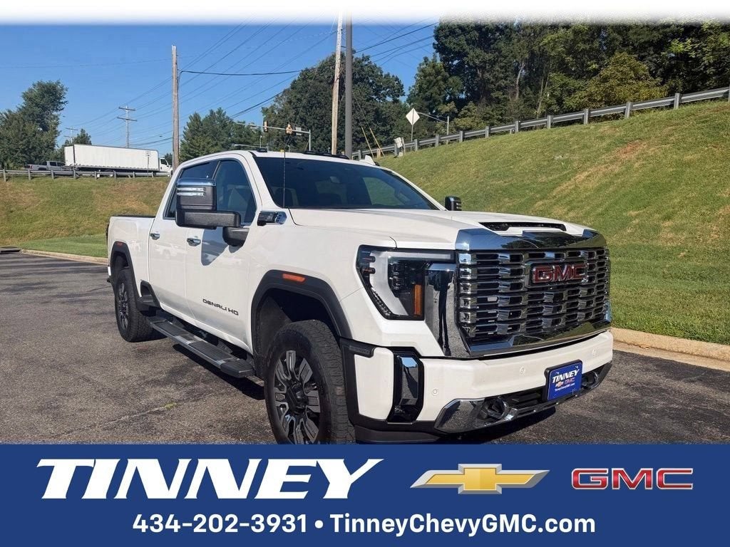 White Frost Tricoat 2024 GMC Sierra 2500HD Pickup Truck Four-Wheel Drive Automatic