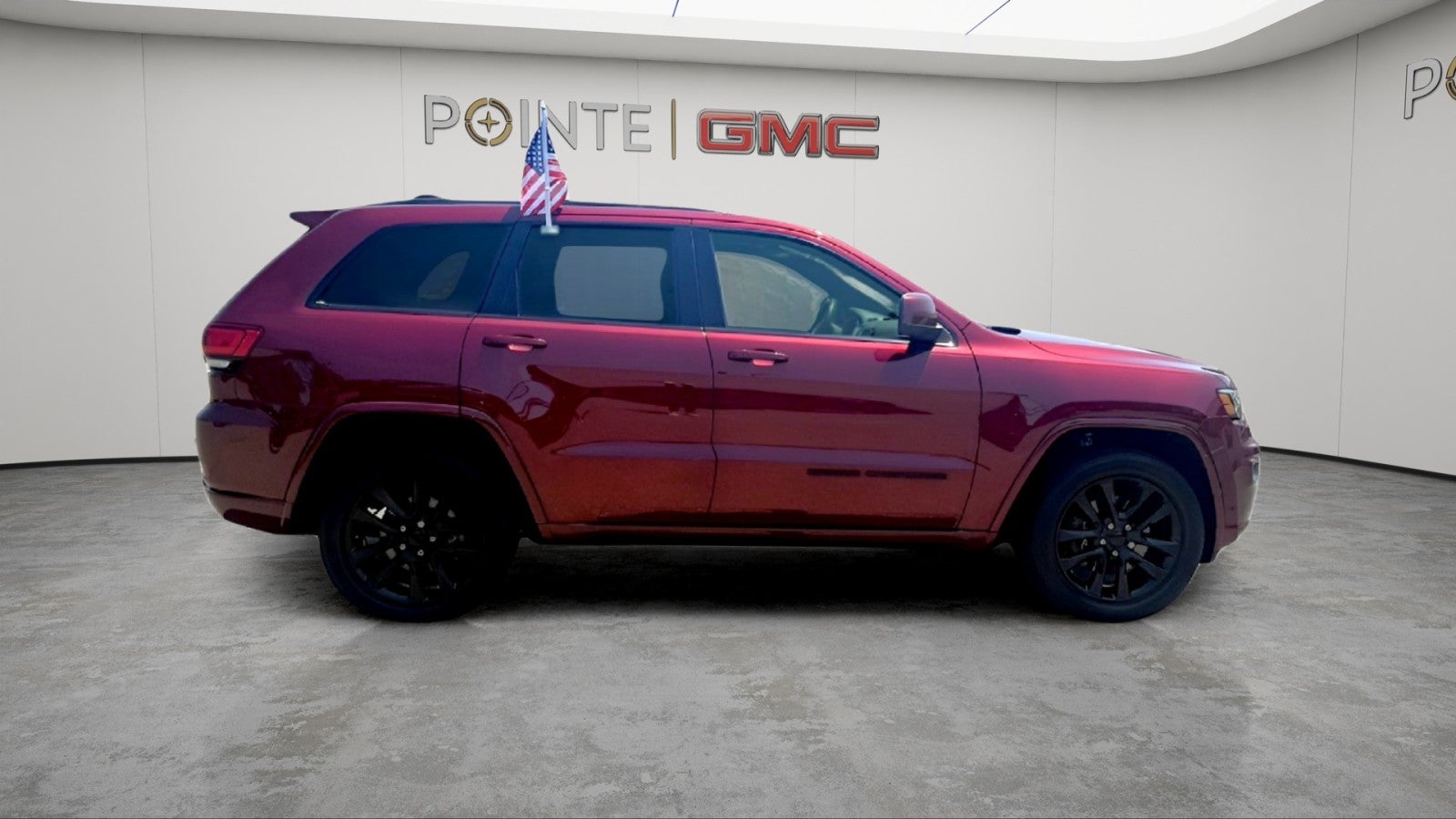 View vehicle photo 7