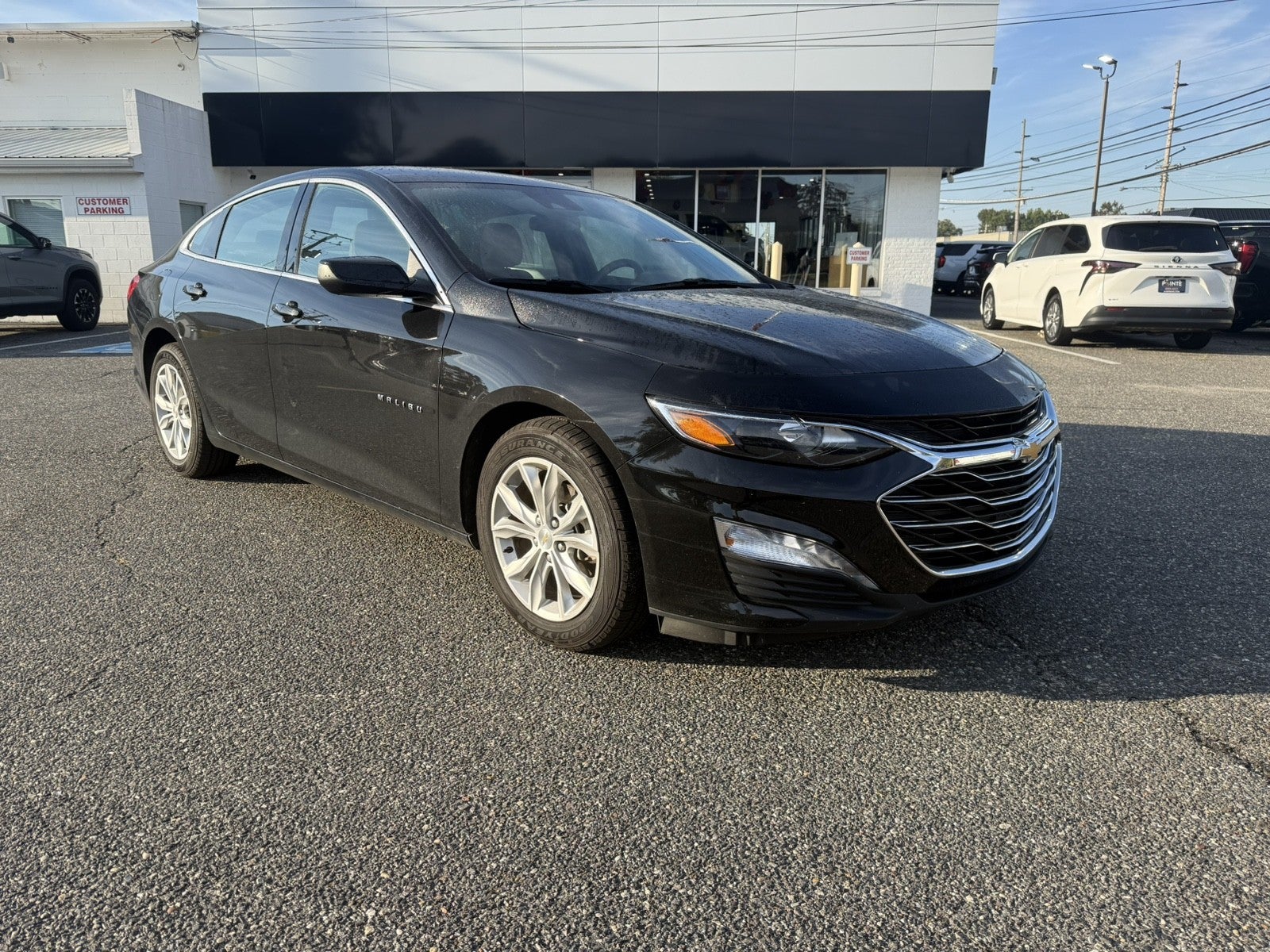 Mosaic Black Metallic 2025 Chevrolet Malibu Sedan Front-Wheel Drive Automatic