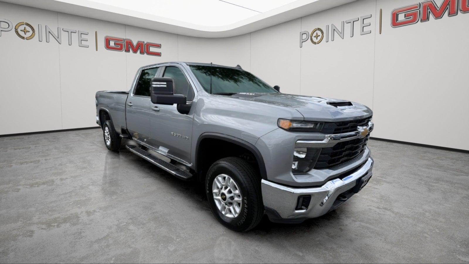 Sterling Gray Metallic 2025 Chevrolet Silverado 2500HD Pickup Truck Four-Wheel Drive Automatic