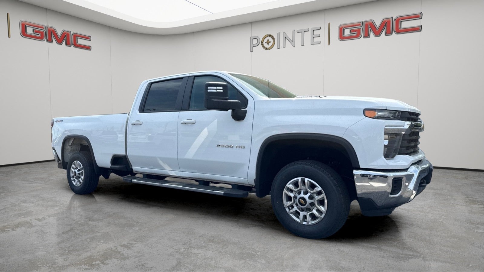 Summit White 2024 Chevrolet Silverado 2500HD Pickup Truck Four-Wheel Drive Automatic