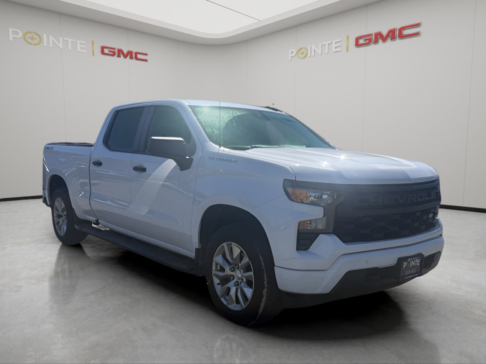Summit White 2023 Chevrolet Silverado 1500 Pickup Truck Four-Wheel Drive Automatic