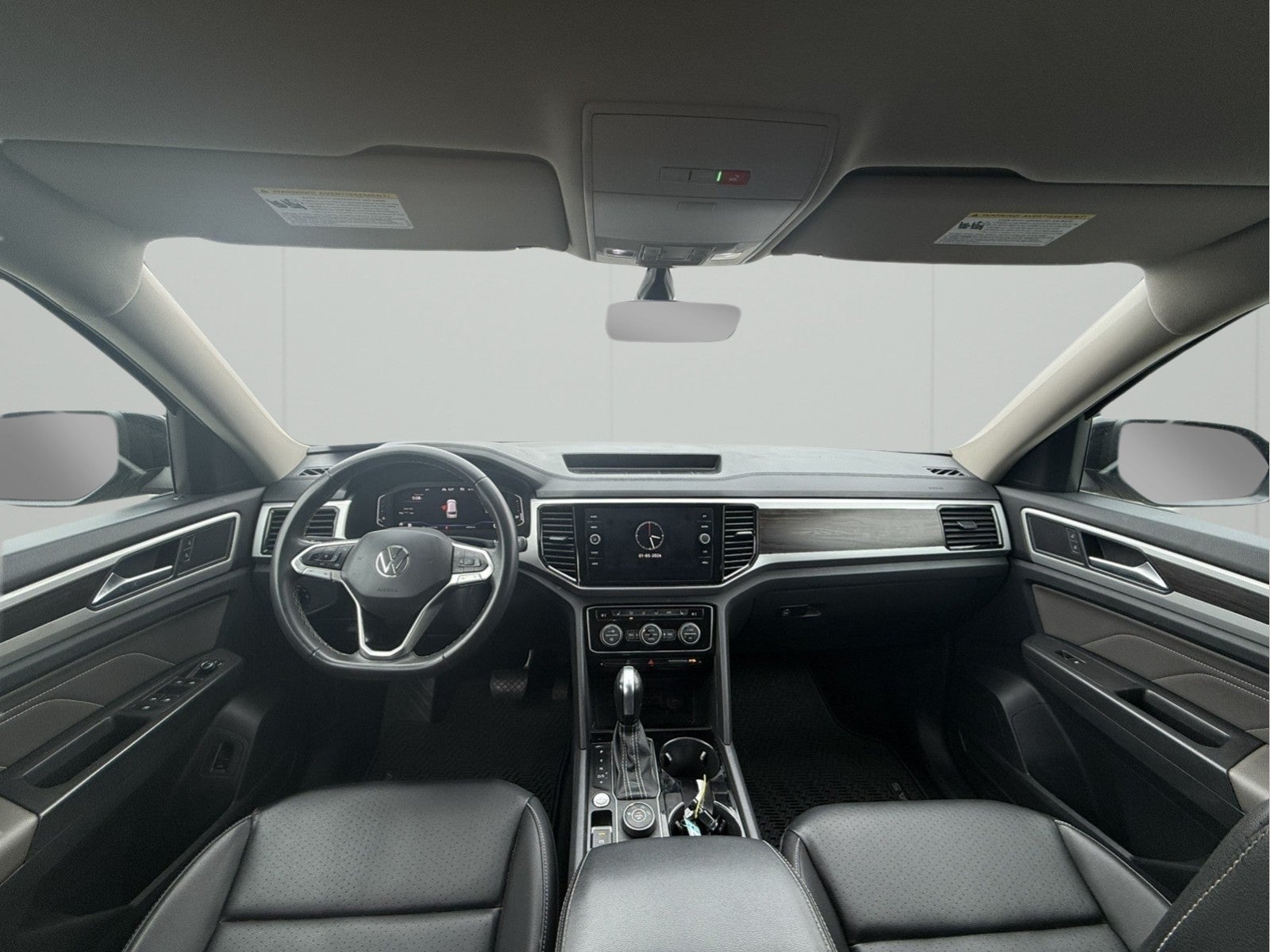 2023 Volkswagen Atlas 3.6L SE 4Motion AWD with Technology