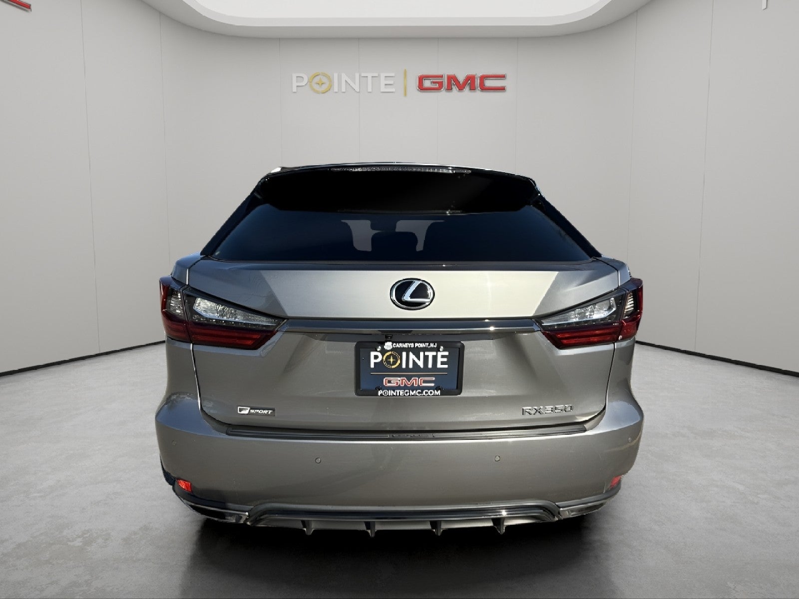 View vehicle photo 5