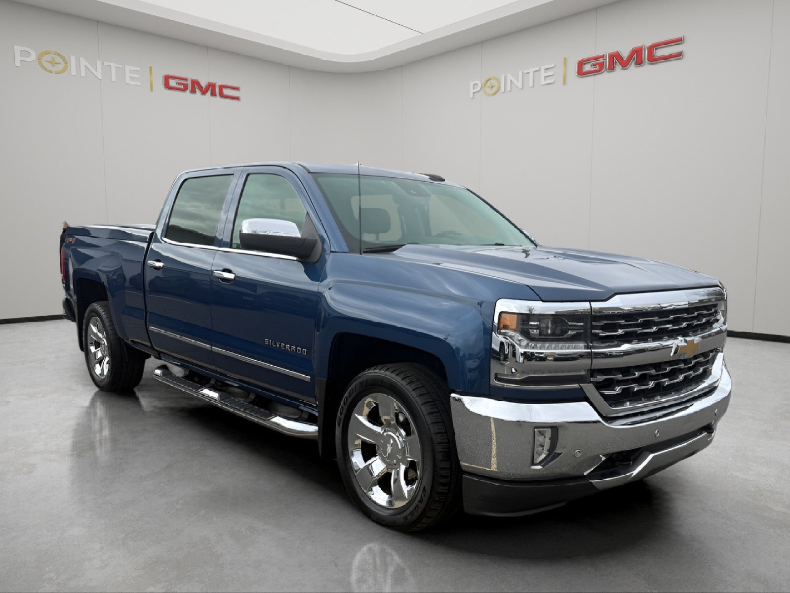 Deep Ocean Blue Metallic 2018 Chevrolet Silverado 1500 Pickup Truck Four-Wheel Drive Automatic