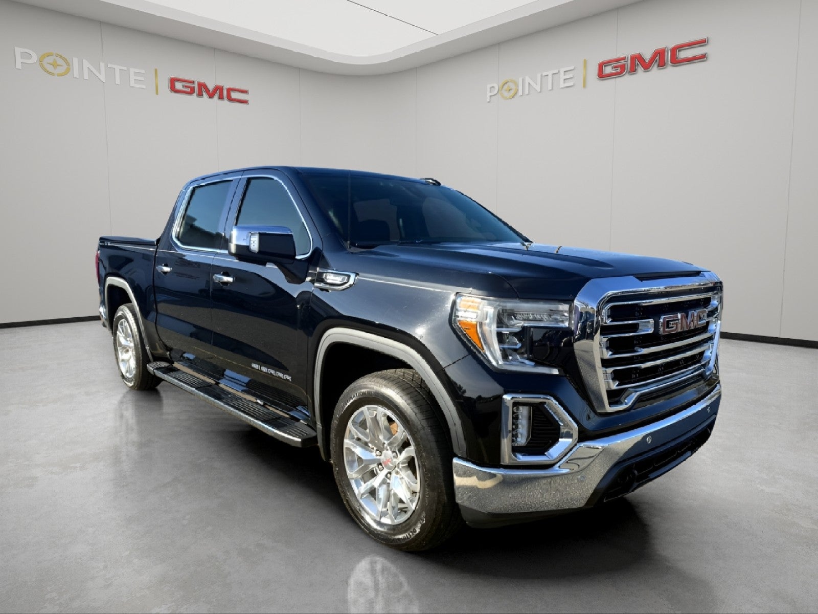 2020 GMC Sierra 1500 SLT Crew Cab 4WD