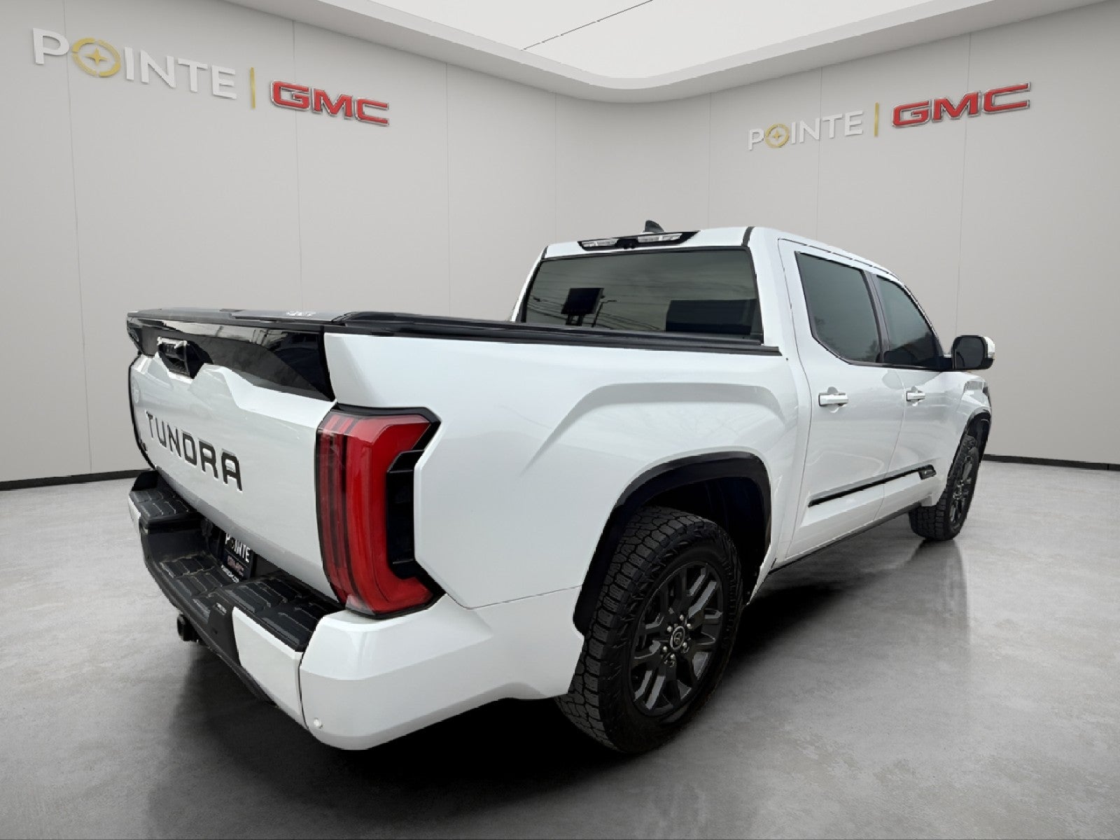 View vehicle photo 5