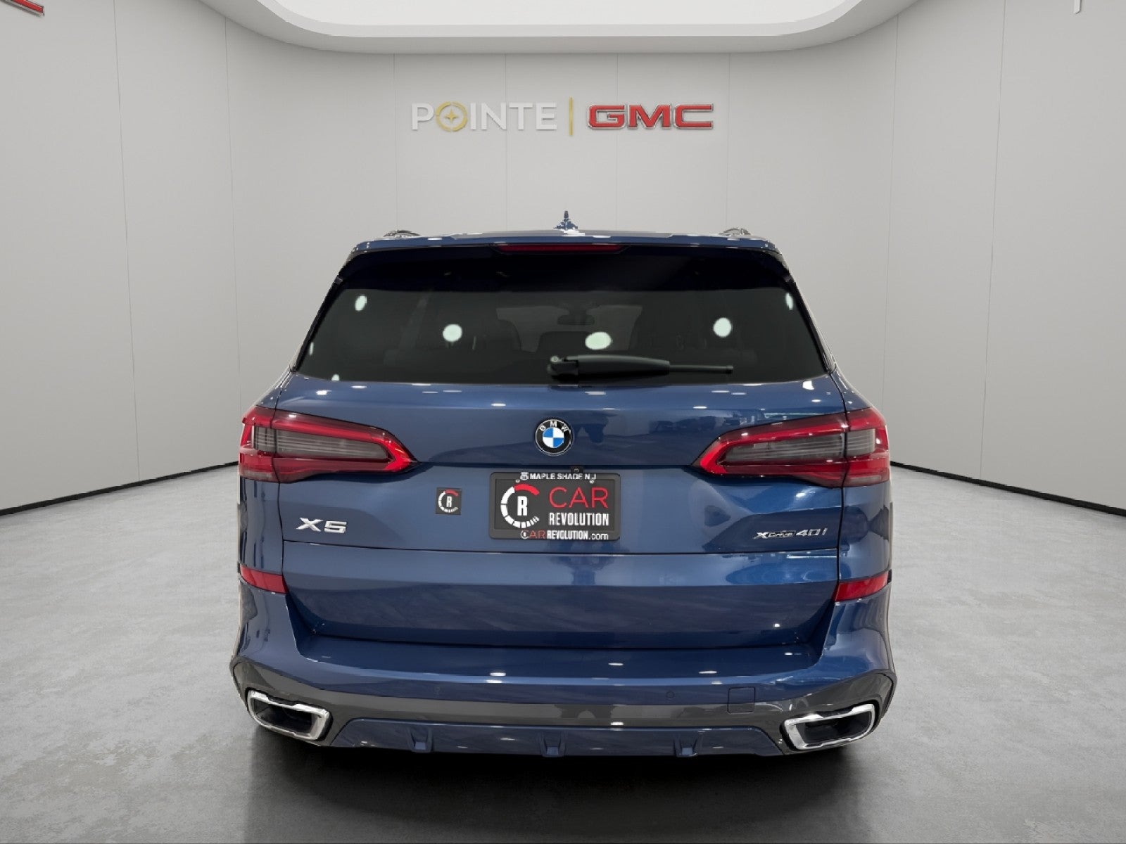 View vehicle photo 6