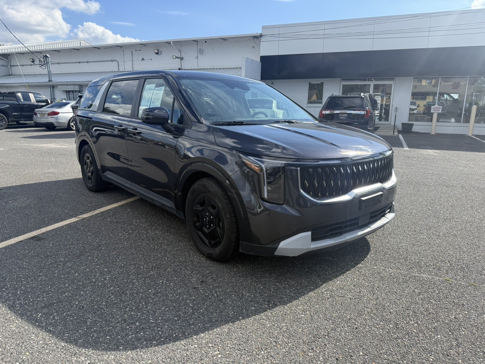  2025 Kia Carnival LXS FWD   