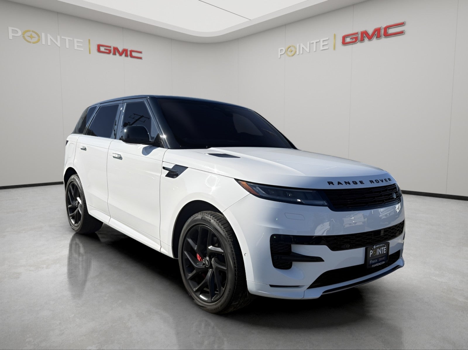 White 2023 Land Rover Range Rover Sport SUV / Crossover All-Wheel Drive 