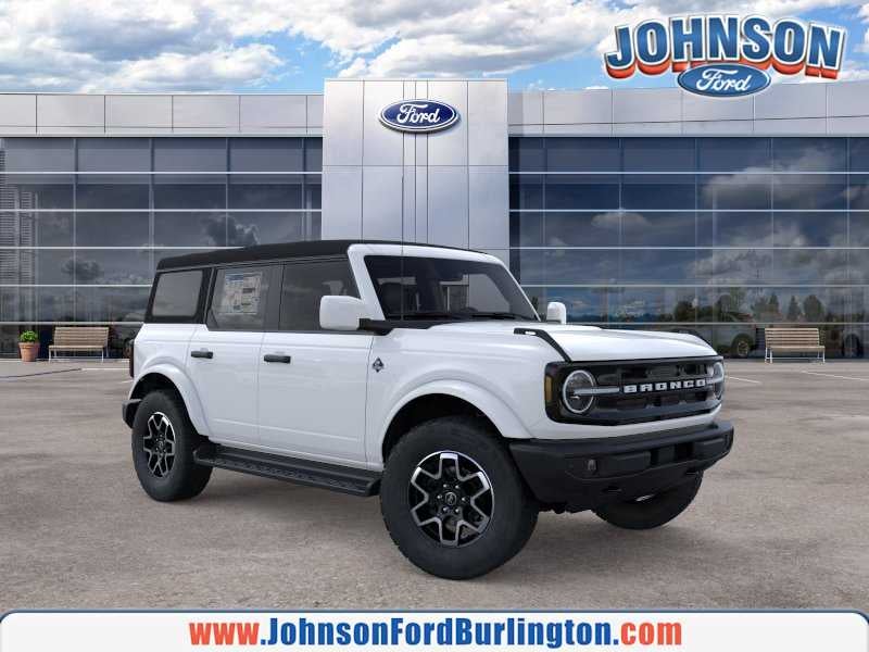 Oxford White 2026 Ford Bronco SUV / Crossover Four-Wheel Drive Automatic