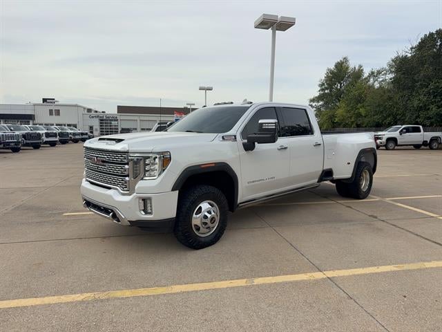  2022 GMC Sierra 3500HD Denali Crew Cab 4WD   