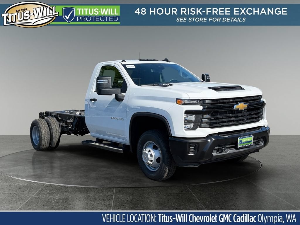 Summit White 2026 Chevrolet Silverado 3500HD Chassis Pickup Truck 4X2 Automatic