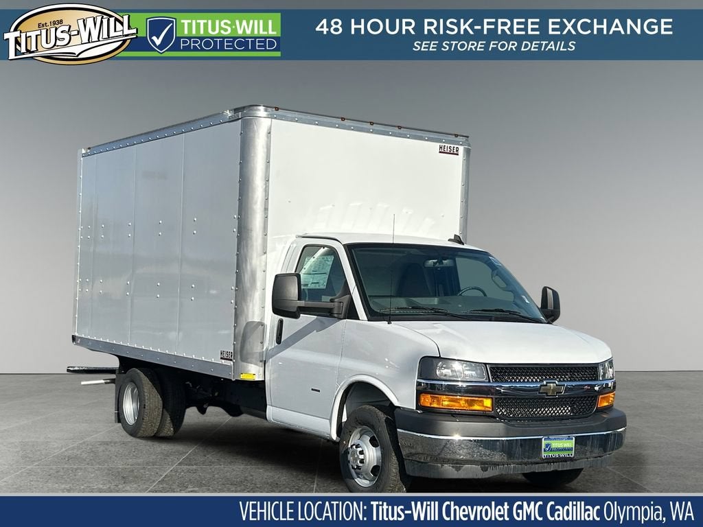 2025 Chevrolet Express Chassis Blanco (Summit White) Van Tracción trasera Automática