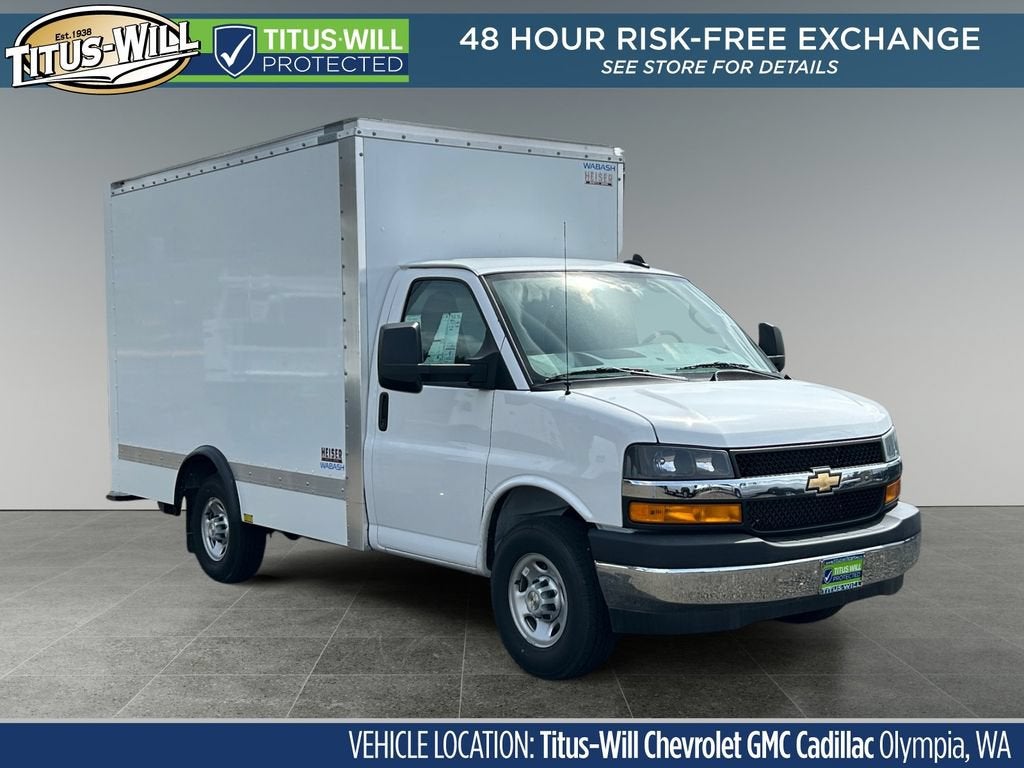 Summit White 2025 Chevrolet Express Chassis Van Rear-Wheel Drive Automatic