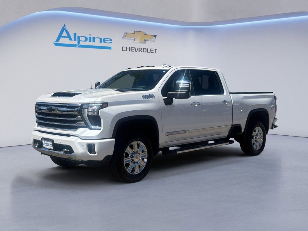White (Iridescent Pearl Tricoat) 2024 Chevrolet Silverado 3500HD High Country Crew Cab 4WD Pickup Truck Four-Wheel Drive Automatic