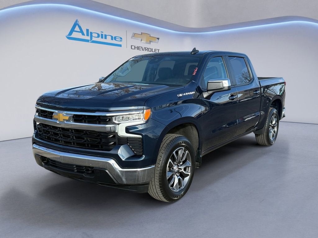 2022 Chevrolet Silverado 1500 LT Crew Cab 4WD