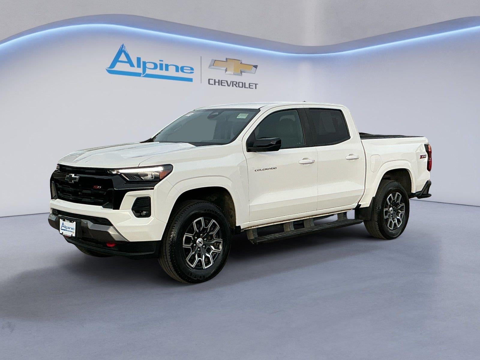White 2024 Chevrolet Colorado Pickup Truck Four-Wheel Drive Automatic