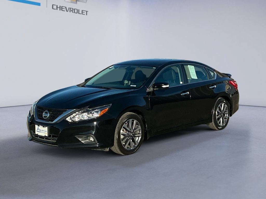  2016 Nissan Altima Sedan Front-Wheel Drive 