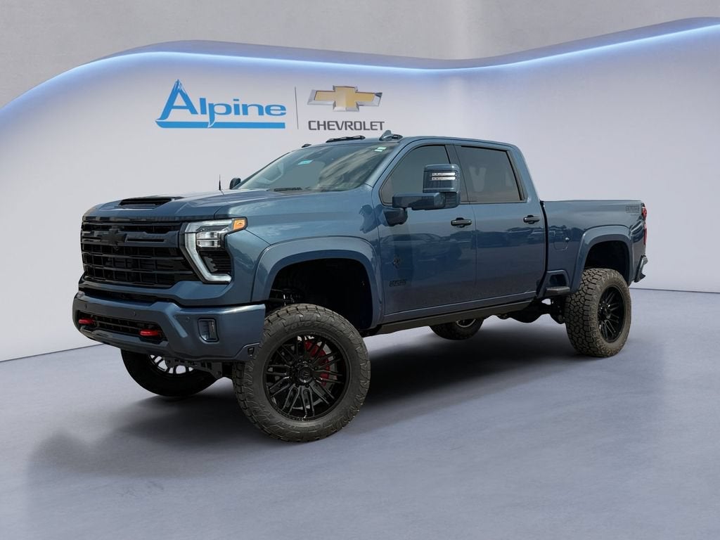 Lakeshore Blue Metallic 2026 Chevrolet Silverado 2500HD Pickup Truck Four-Wheel Drive Automatic