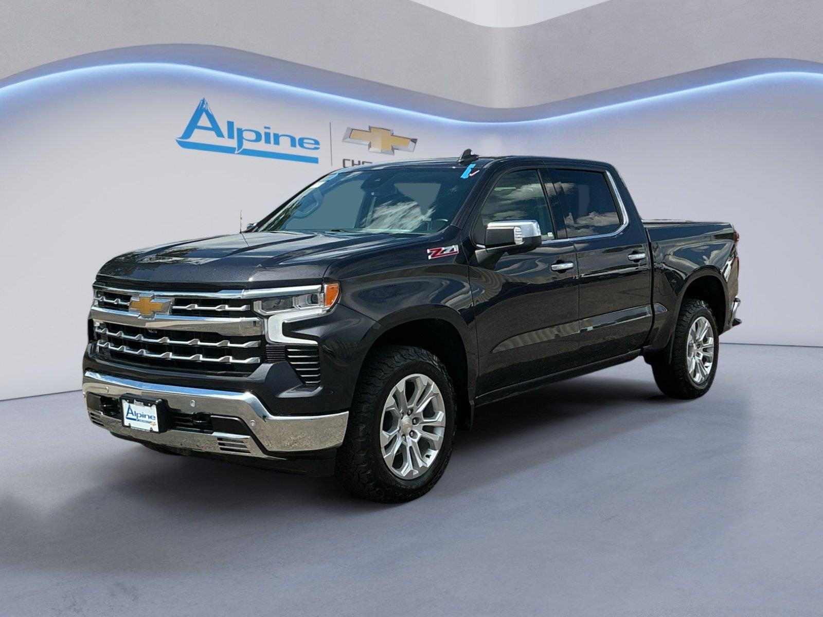 Dark Ash Metallic 2023 Chevrolet Silverado 1500 Pickup Truck Four-Wheel Drive Automatic