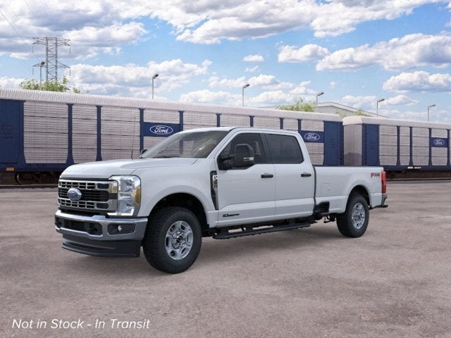 Oxford White 2026 Ford F-350 Super Duty Pickup Truck Four-Wheel Drive Automatic