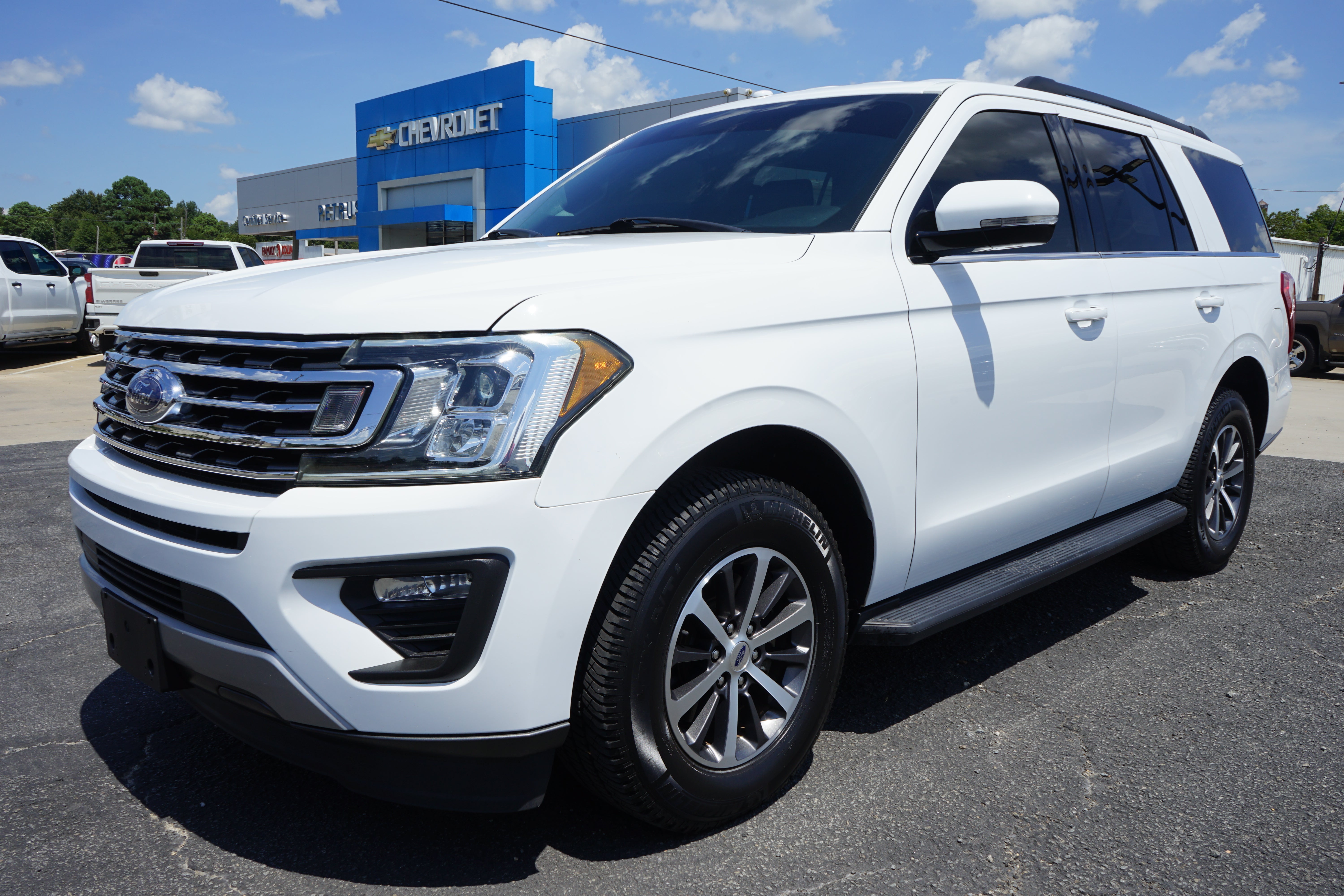  2019 Ford Expedition XLT RWD   