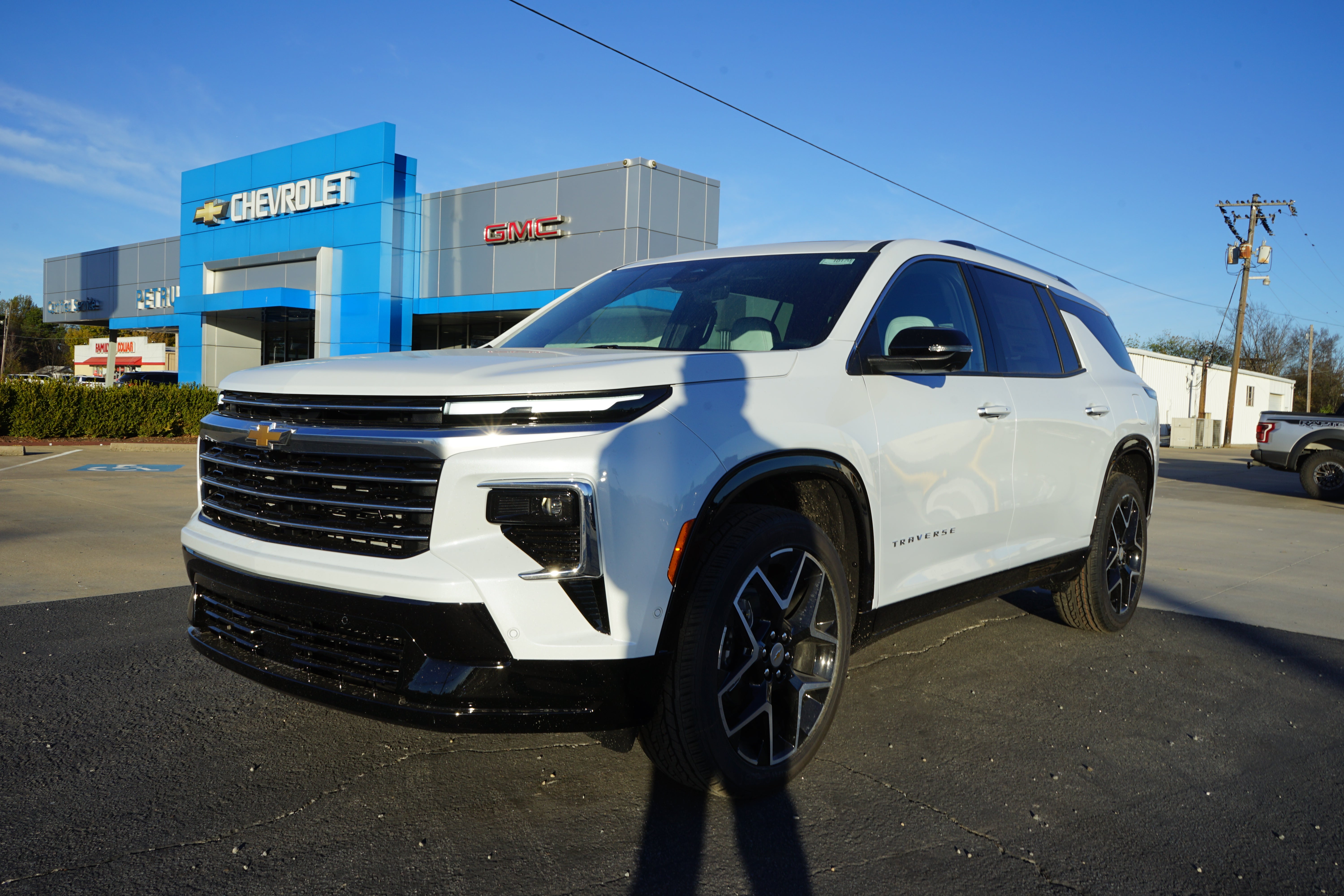 Polar White Tricoat 2026 Chevrolet Traverse High Country AWD SUV / Crossover Four-Wheel Drive Automatic