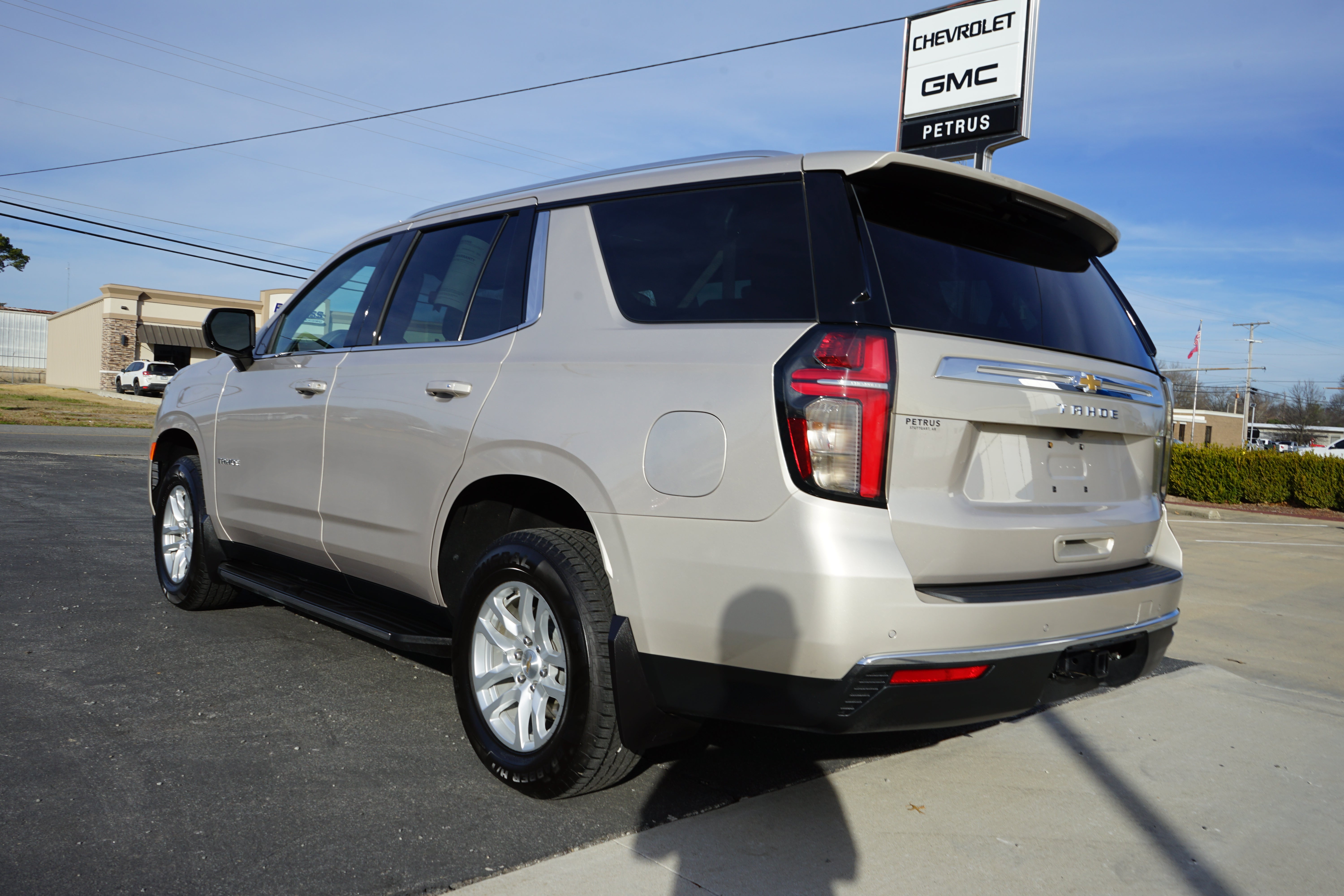 View vehicle photo 3