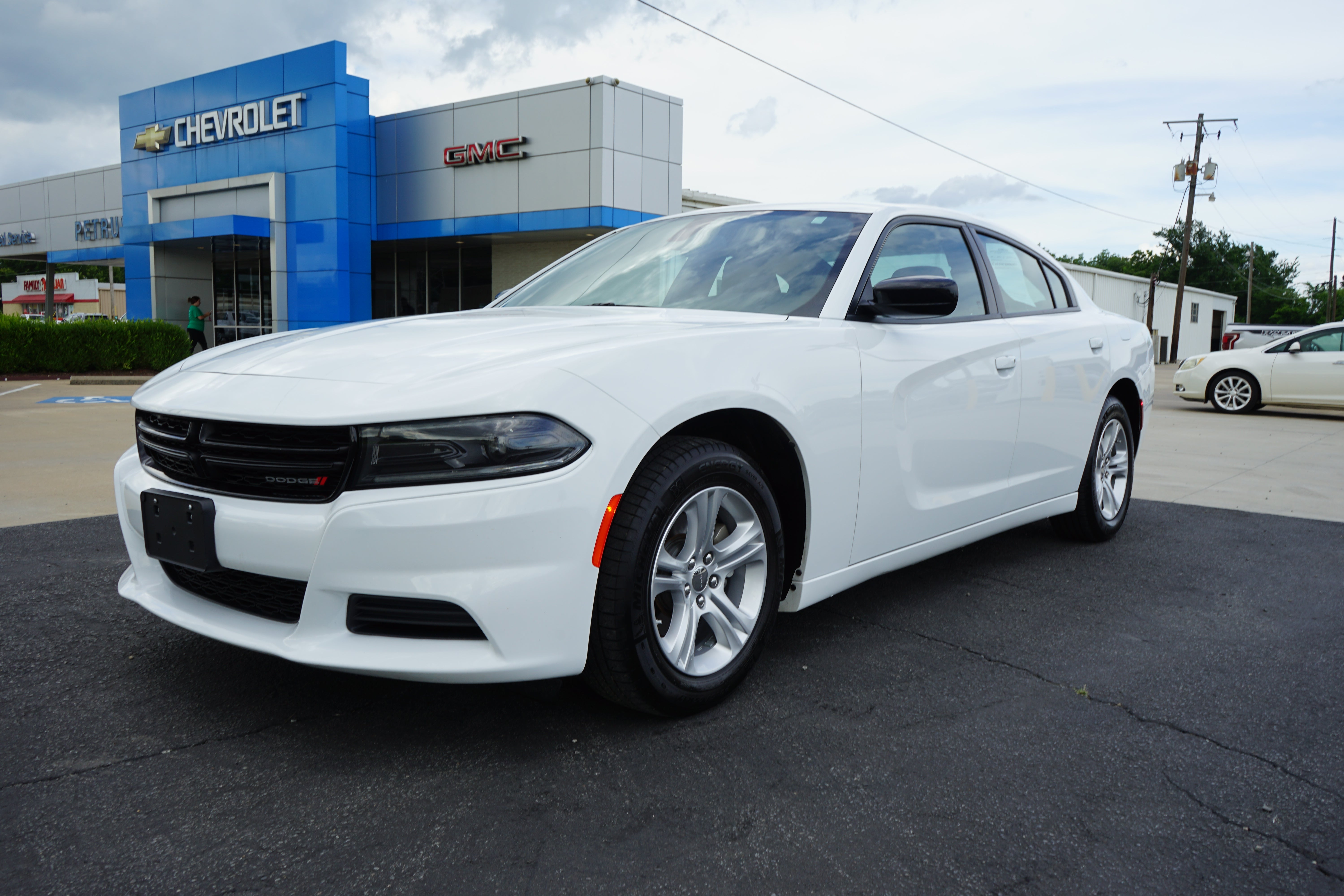 White 2023 Dodge Charger Sedan Rear-Wheel Drive Automatic