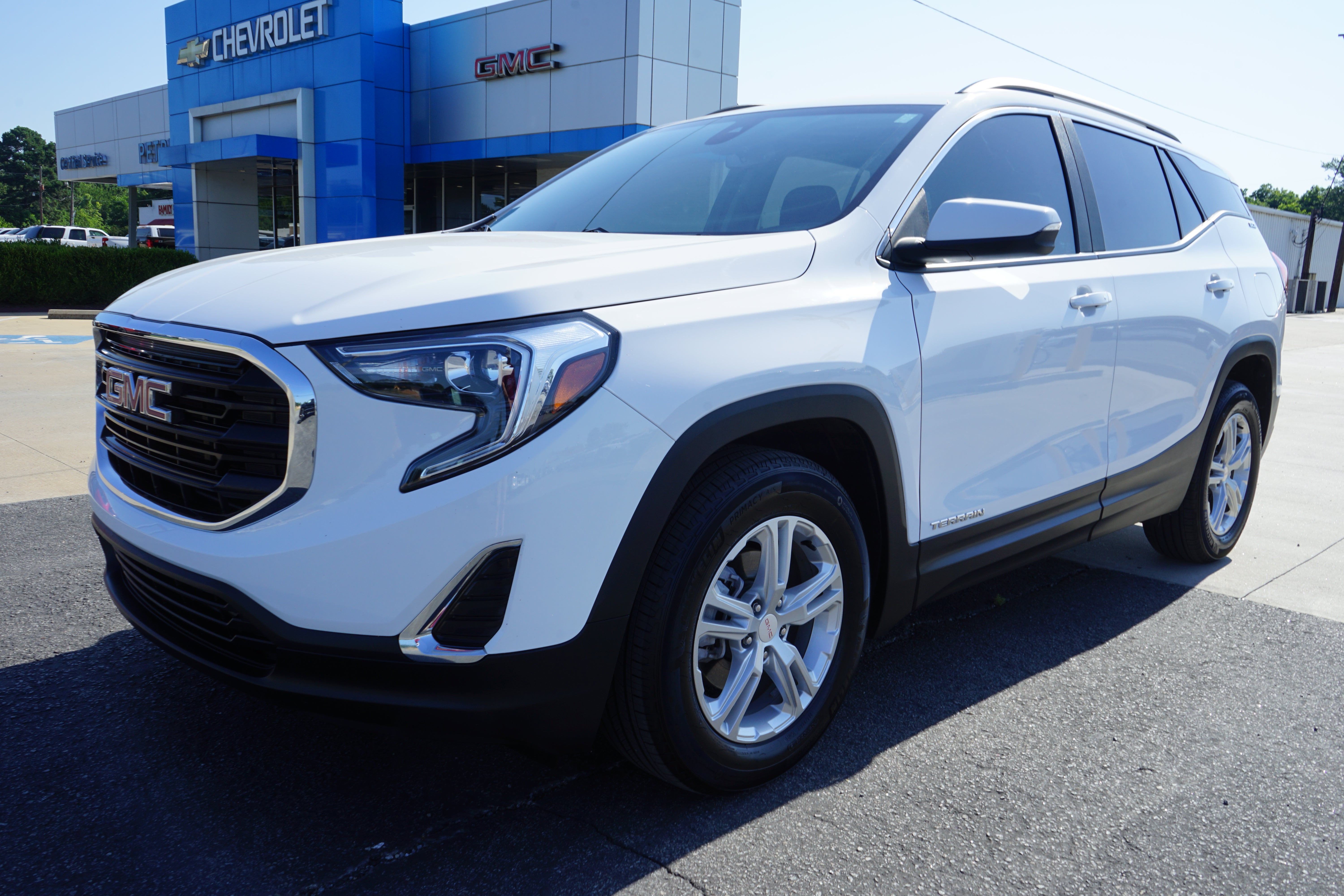  2021 GMC Terrain SLE FWD   