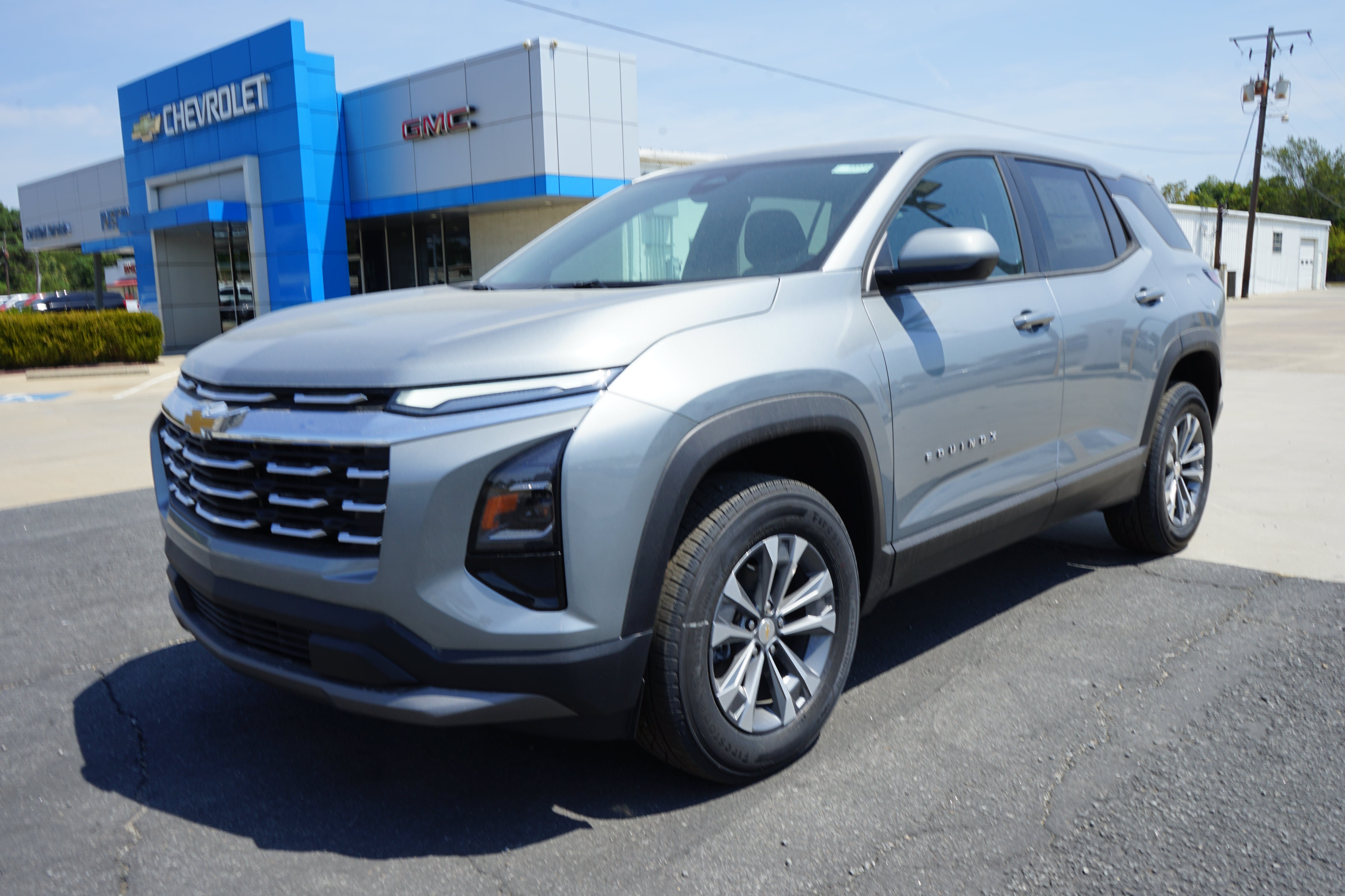 Sterling Gray Metallic 2026 Chevrolet Equinox SUV / Crossover Front-Wheel Drive Automatic