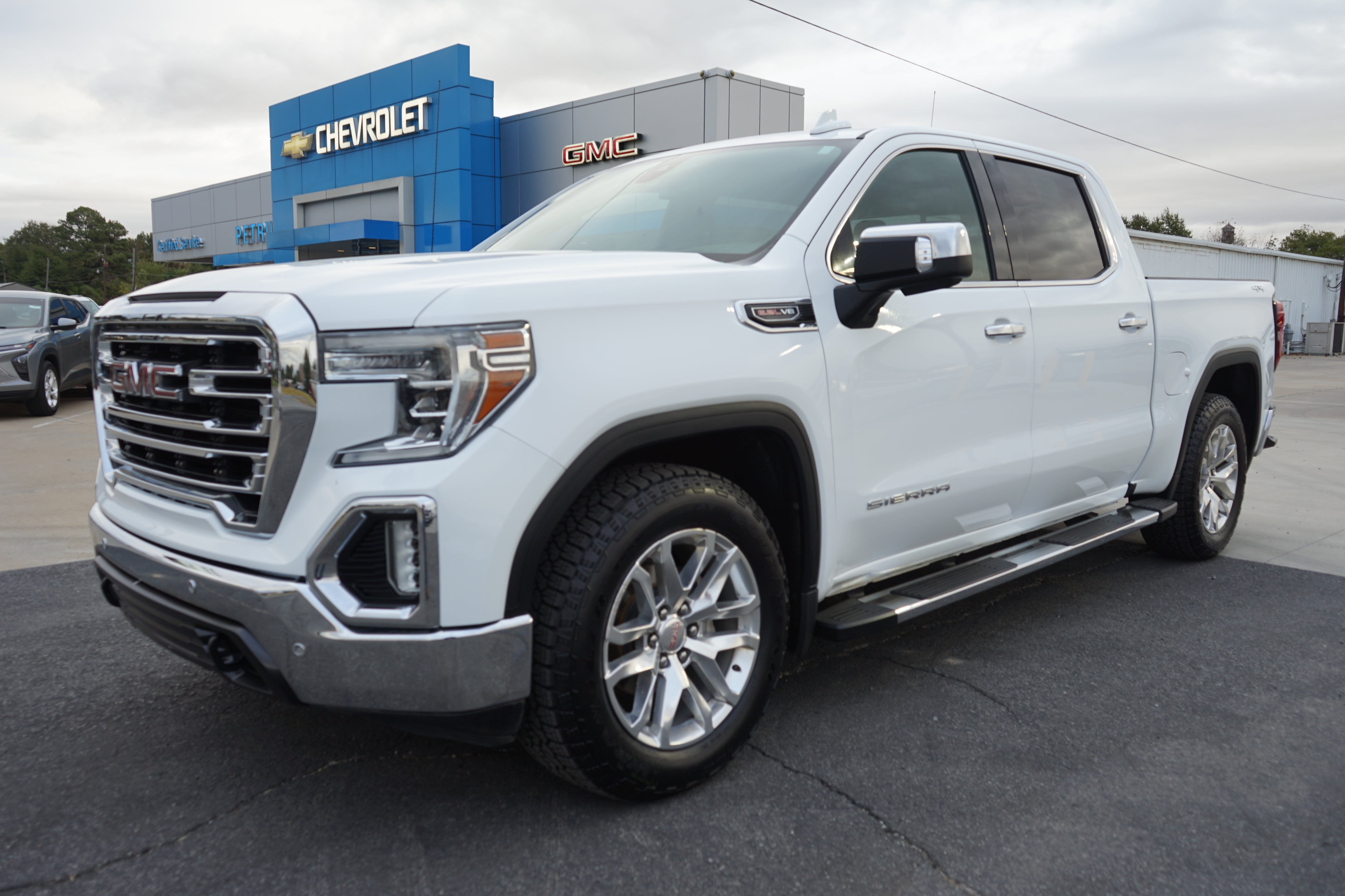  2019 GMC Sierra 1500 SLT Crew Cab 4WD   