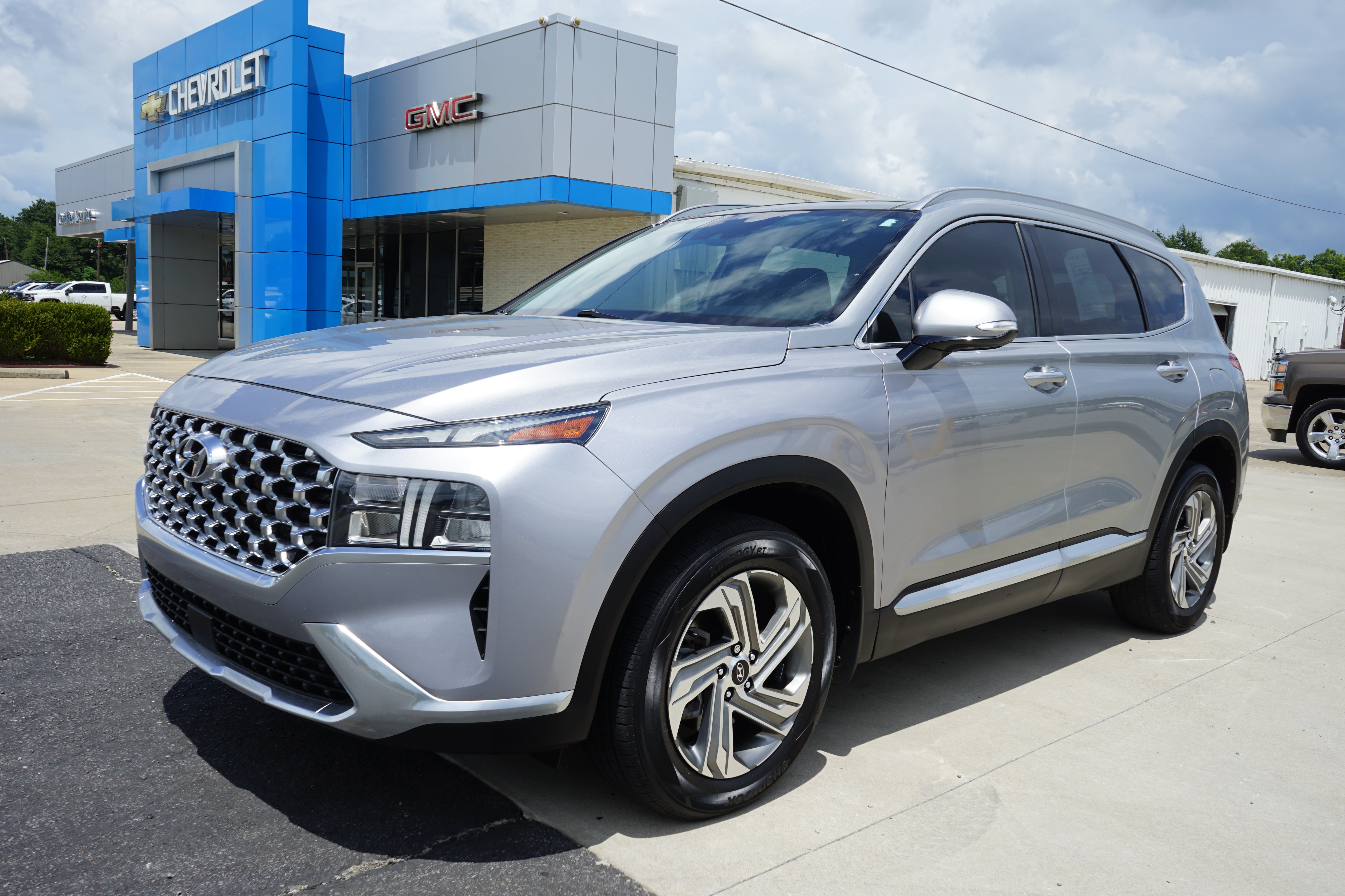  2022 Hyundai Santa Fe SEL FWD   
