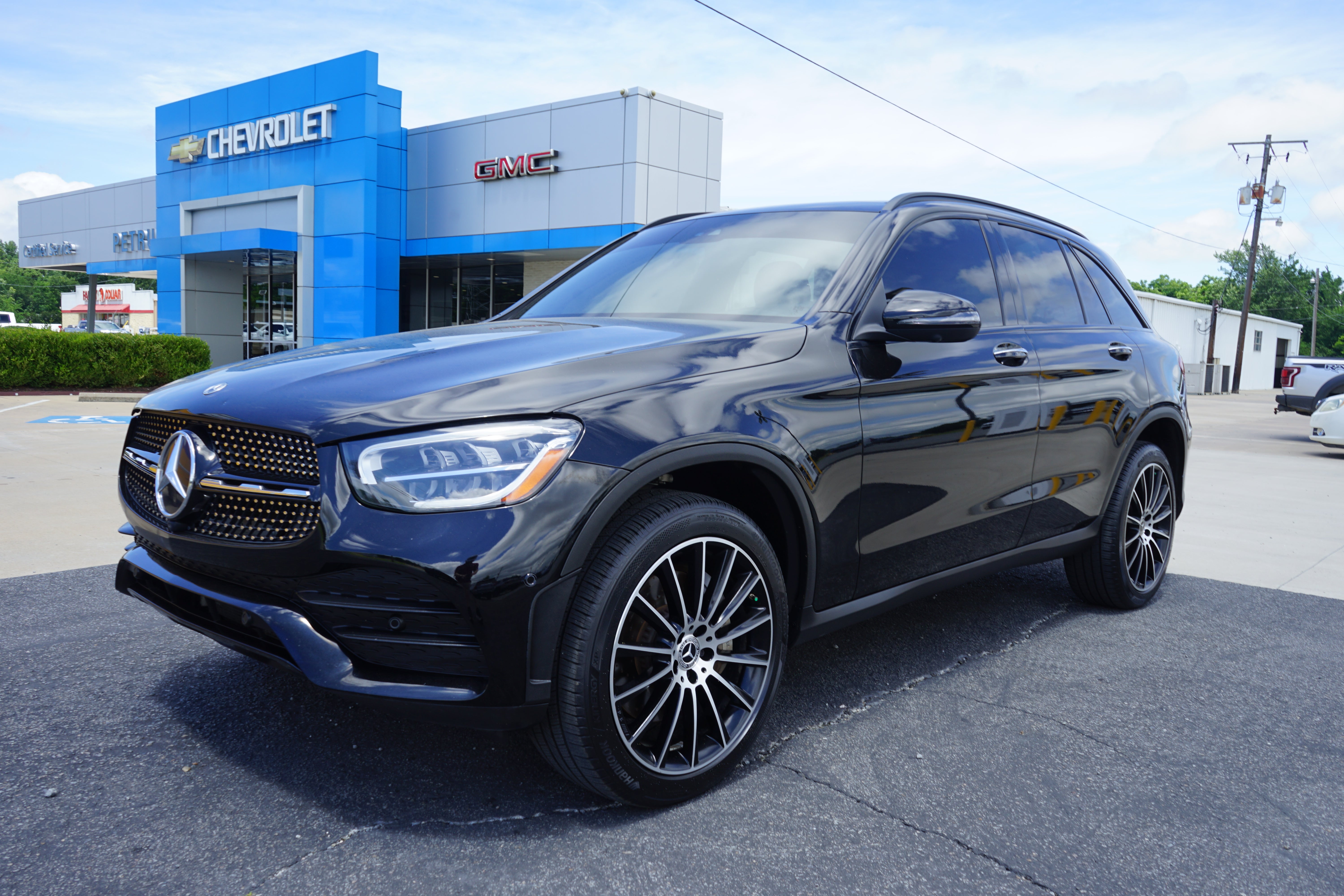  2022 Mercedes-Benz GLC 300 SUV RWD   