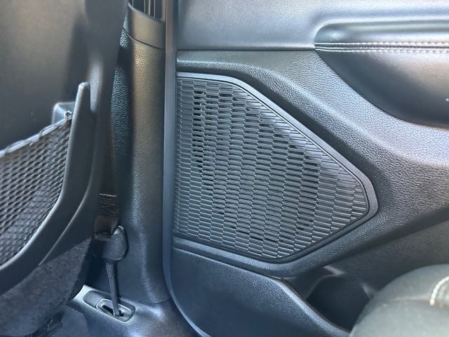 Used 2023 Diamond Black Crystal Pearlcoat Jeep Laredo image 32