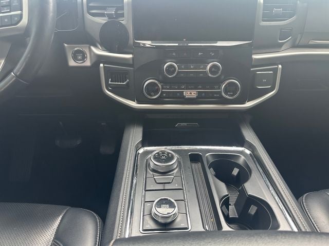 Used 2024 Oxford White Ford XLT image 11